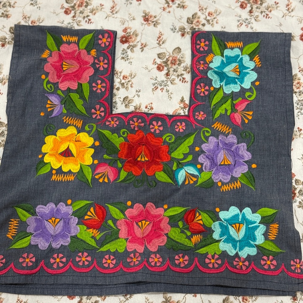 Authentic Mexican Floral Embroidered (Crop top)
